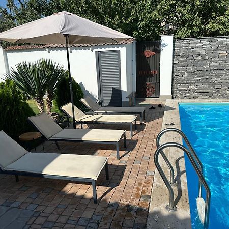 Garden Lounge Hotel 예레반 외부 사진