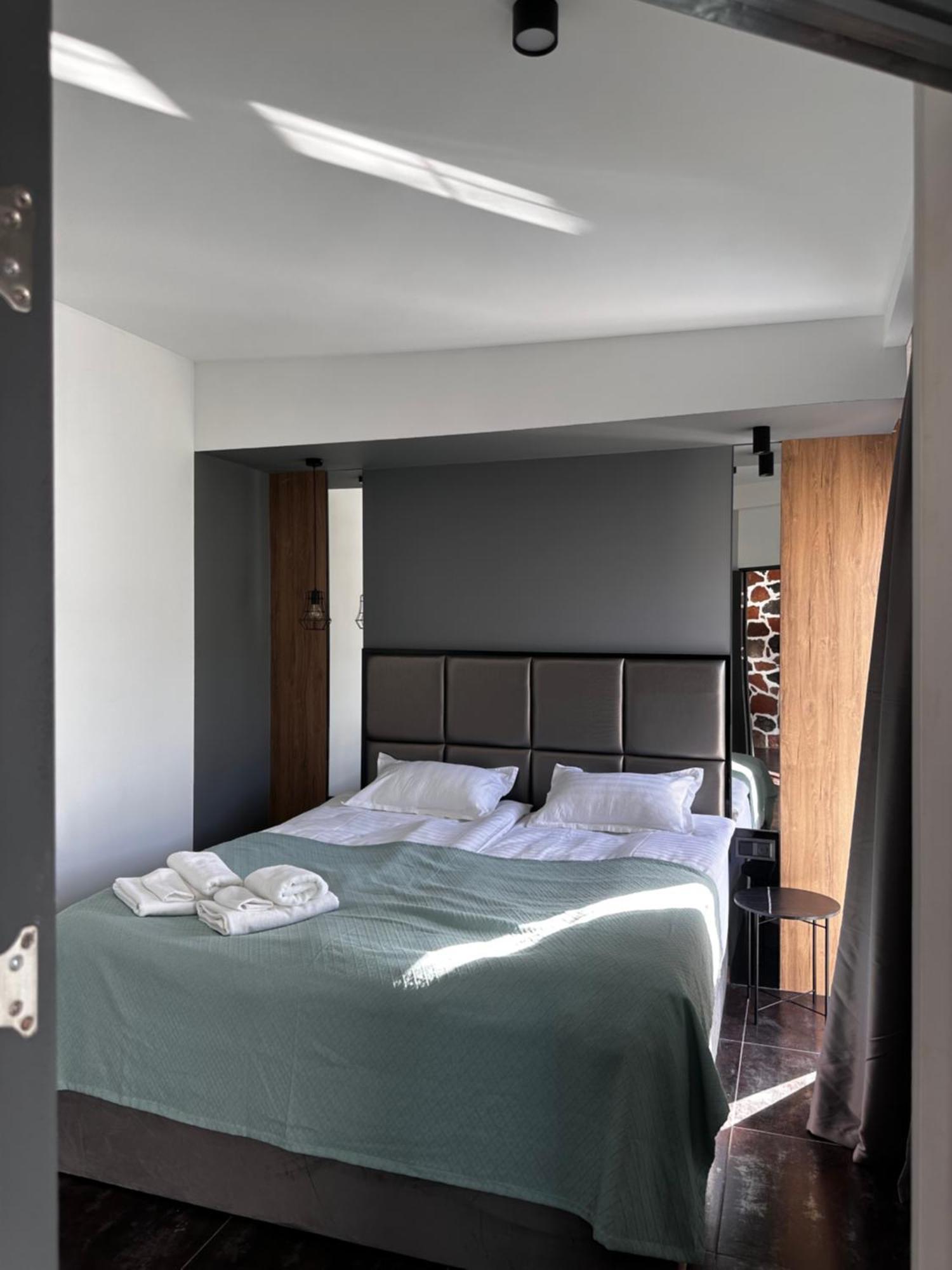 Garden Lounge Hotel 예레반 외부 사진
