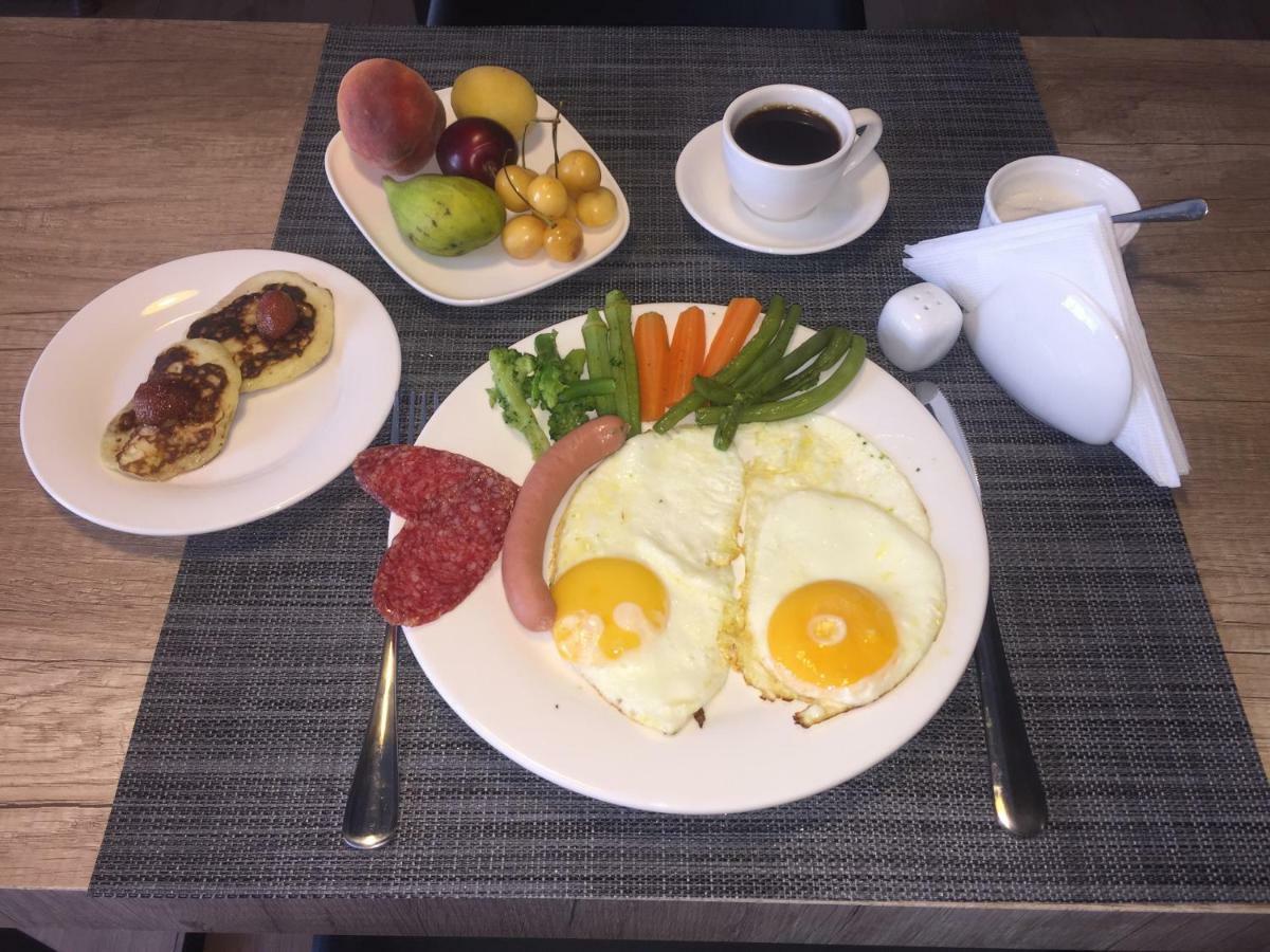 Garden Lounge Hotel 예레반 외부 사진